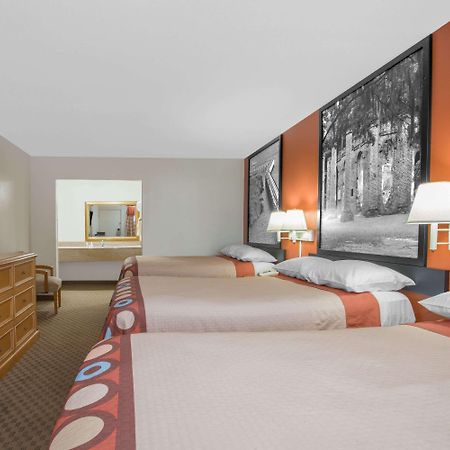 Super 8 By Wyndham Port Royal/Beaufort Exterior foto