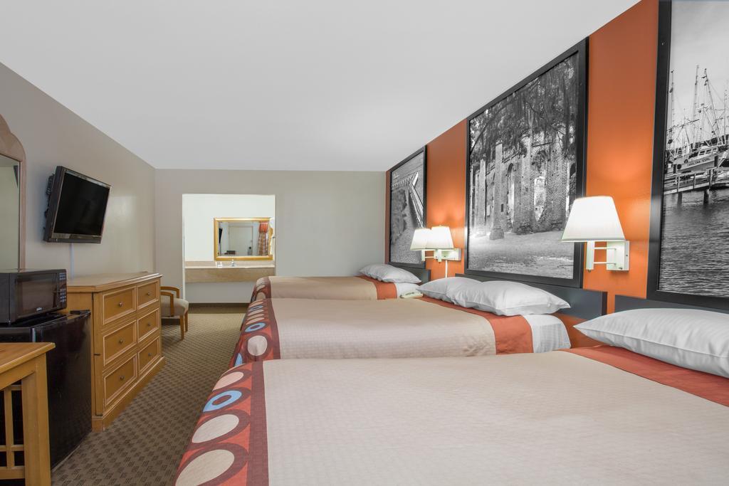 Super 8 By Wyndham Port Royal/Beaufort Exterior foto