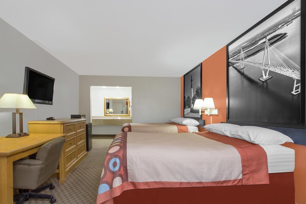 Super 8 By Wyndham Port Royal/Beaufort Exterior foto